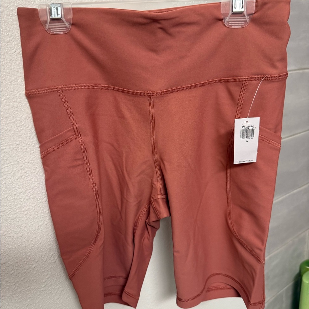 Old Navy 8” Peach Bike Shorts Elastic Waistband Stretchy Fabric